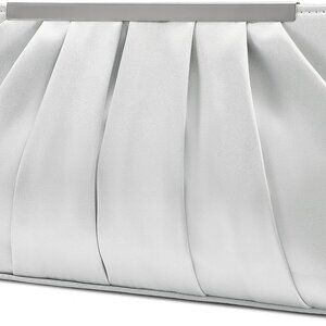 Women’s Satin Clutch Bag Elegant Pleated Formal Handbag with Detachable Chain